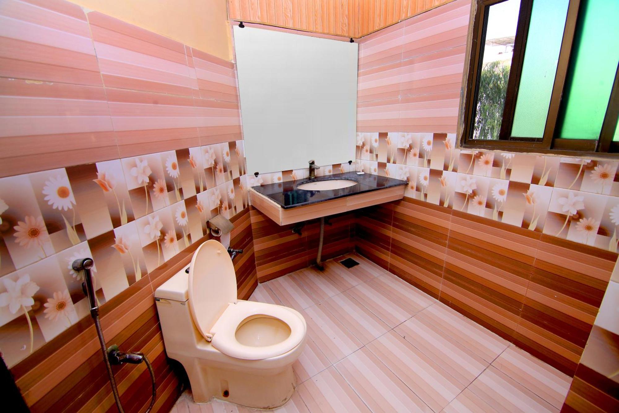 Premier Inn Gulberg Лахор Екстериор снимка