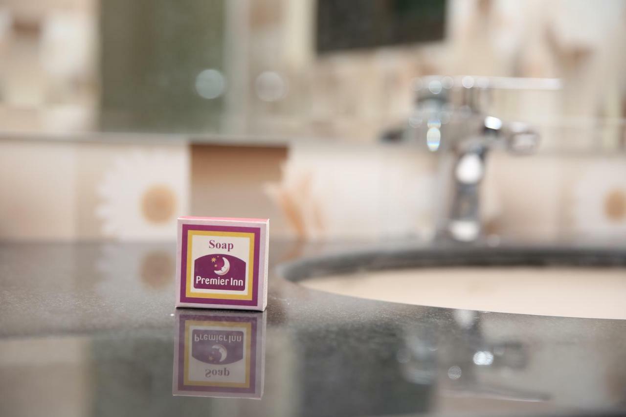 Premier Inn Gulberg Лахор Екстериор снимка